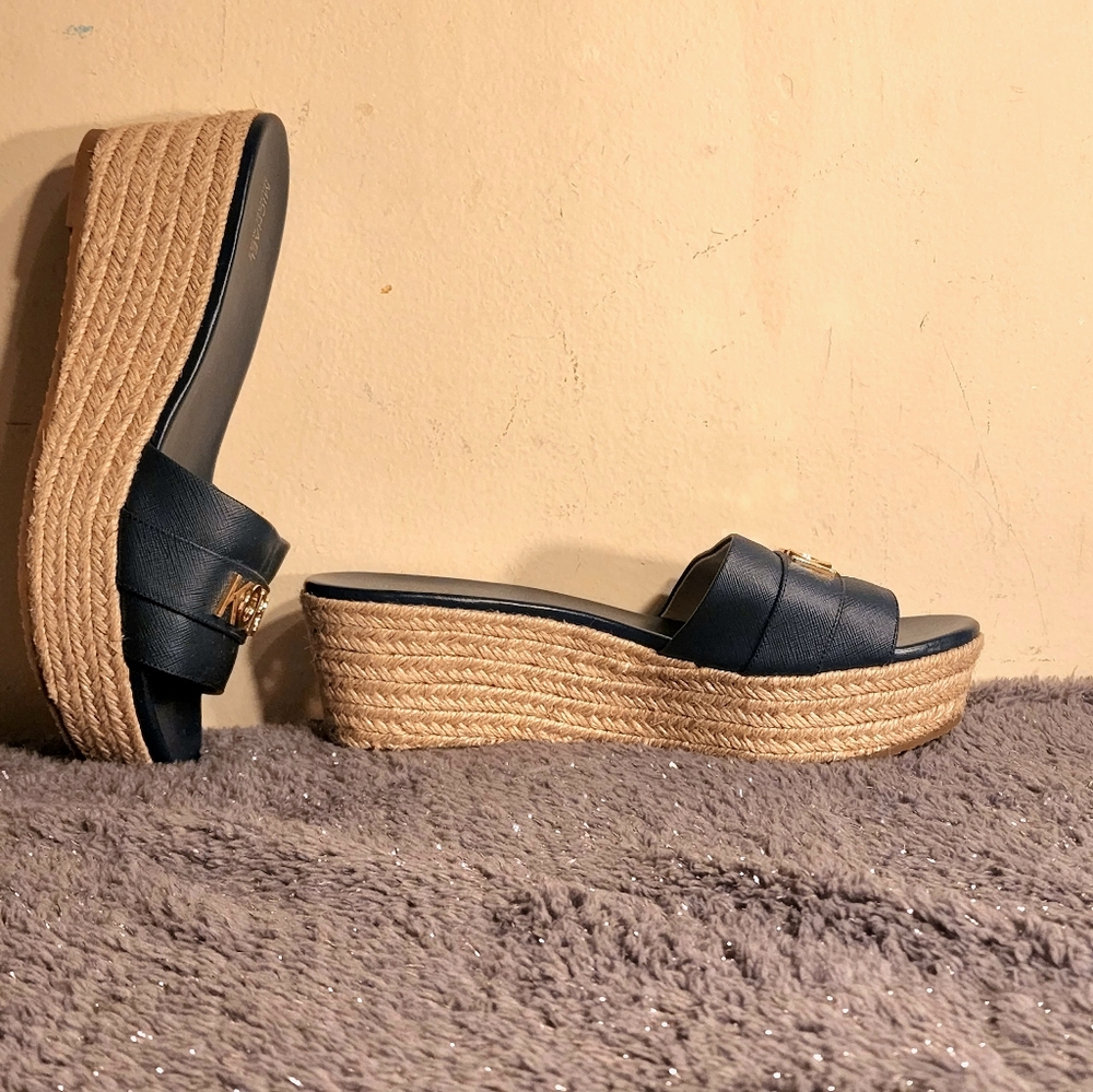 Michael Kors Warren platform